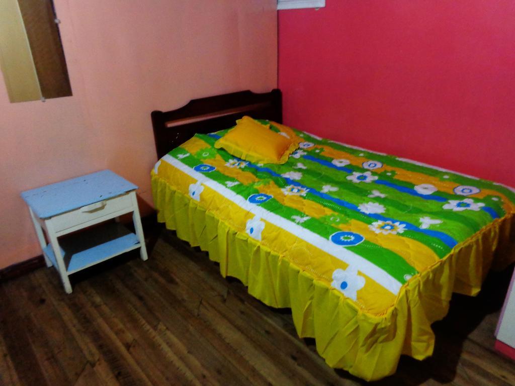 Hostal Yumbo Imperial Quito Phòng bức ảnh