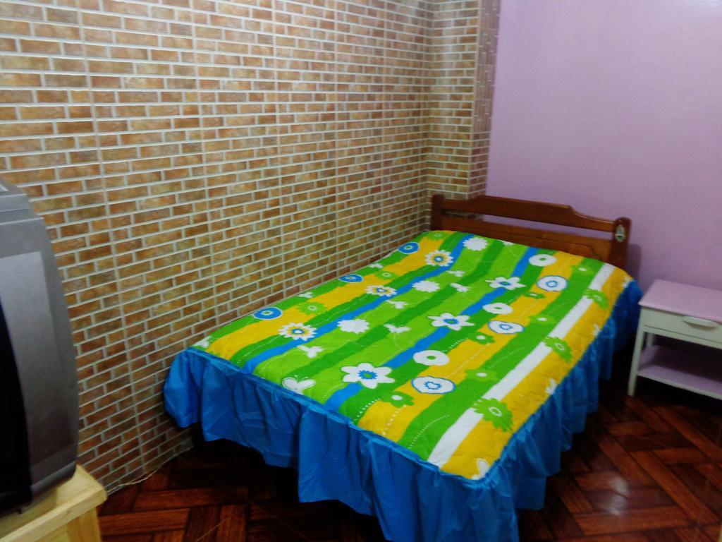 Hostal Yumbo Imperial Quito Phòng bức ảnh