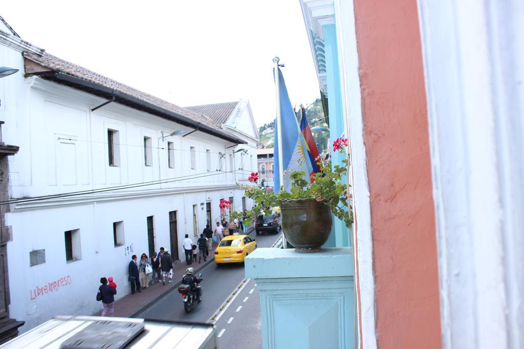 Hostal Yumbo Imperial Quito Ngoại thất bức ảnh
